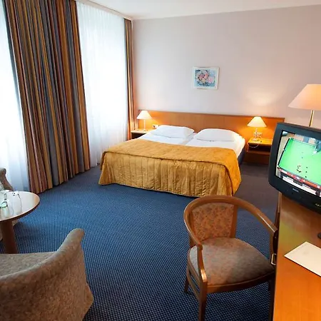 Days Preussischer Hof 3* 리벤발데