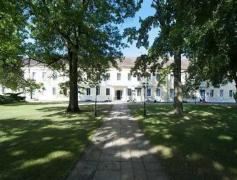 Days Preussischer Hof 3*